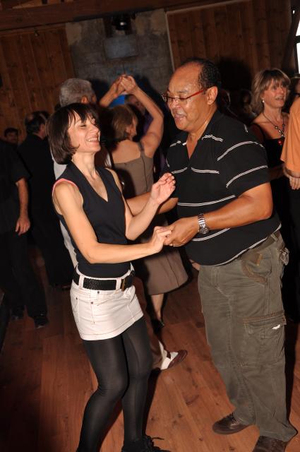 min 2010 04 18 station danse 072